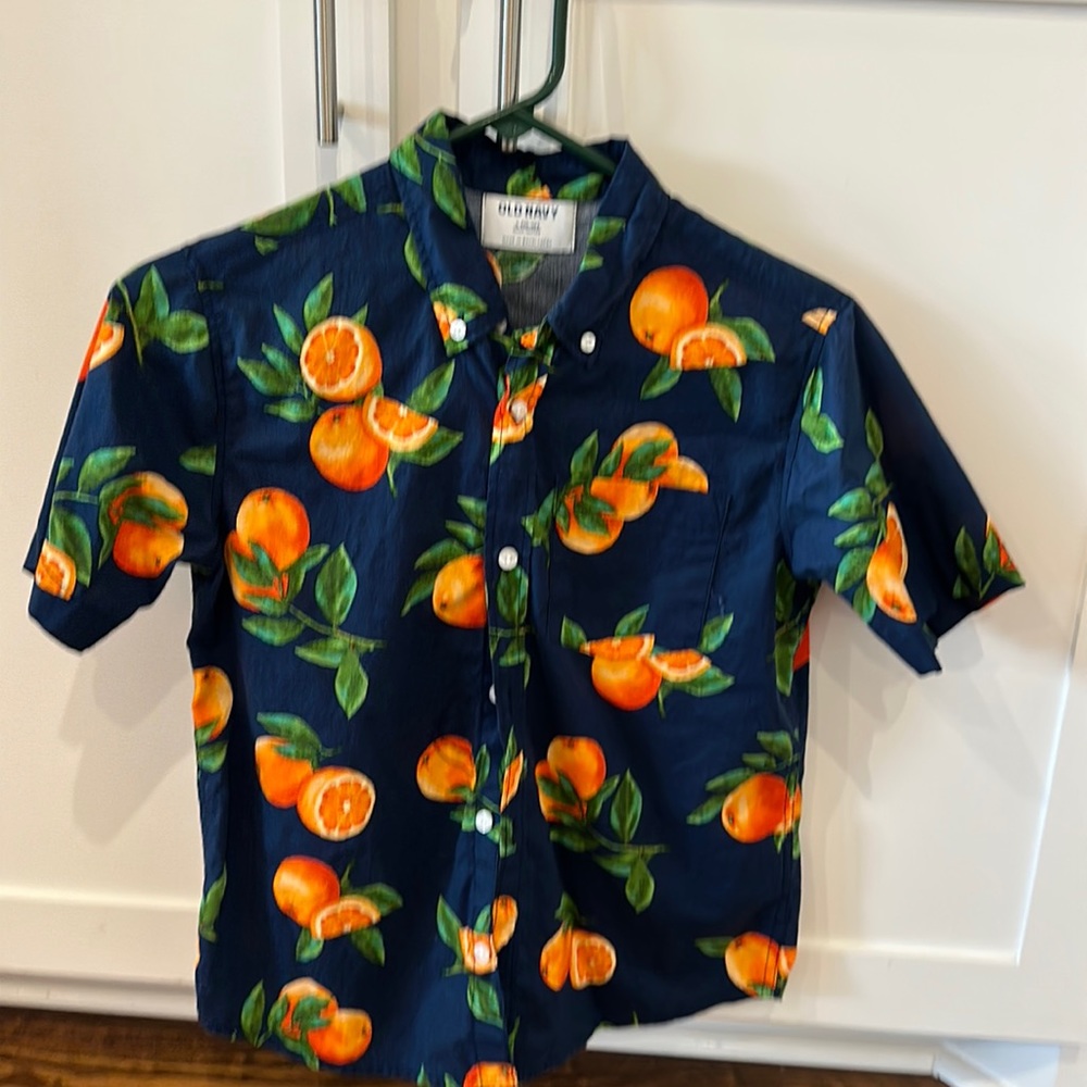 Old navy boys sz large worn once, like new